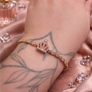 Elegant Gold Plated Crown Bracelet